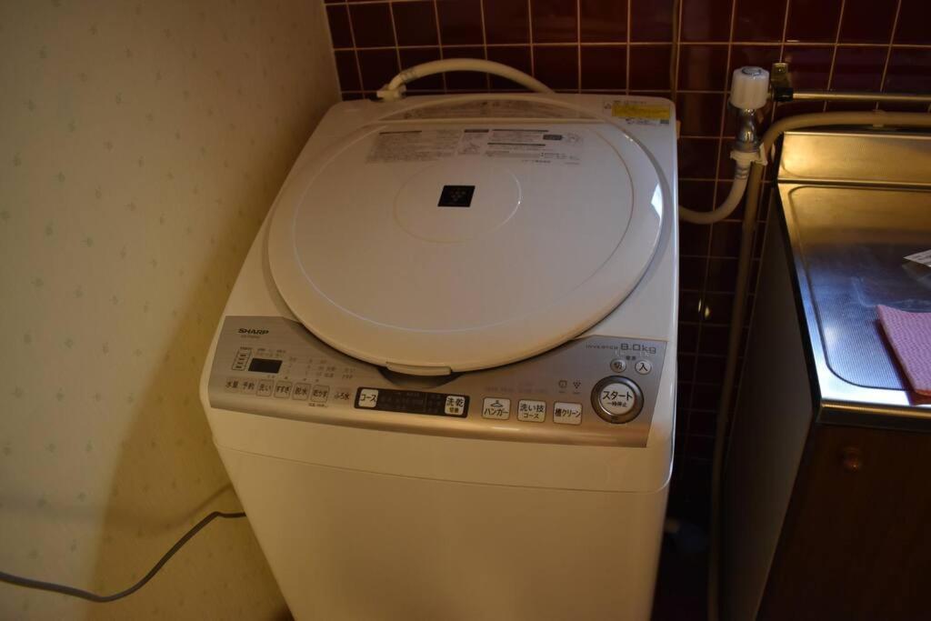 Only For One Group Cheaper For 6Th & 7Th Guest 市街地中心部 一棟貸しの宿 Guest House Don'S Home Такаяма Экстерьер фото